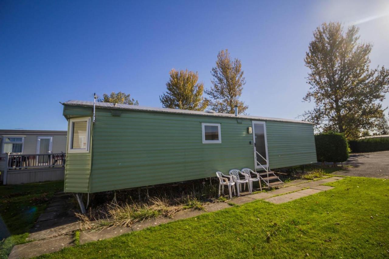Lovely 8 Berth Caravan At Southview Holiday Park In Skegness Ref 33061C Hotell Exteriör bild