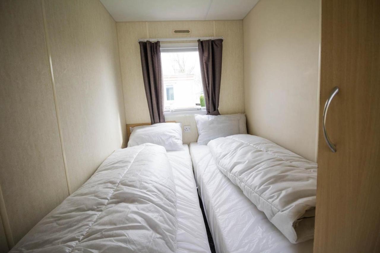 Lovely 8 Berth Caravan At Southview Holiday Park In Skegness Ref 33061C Hotell Exteriör bild