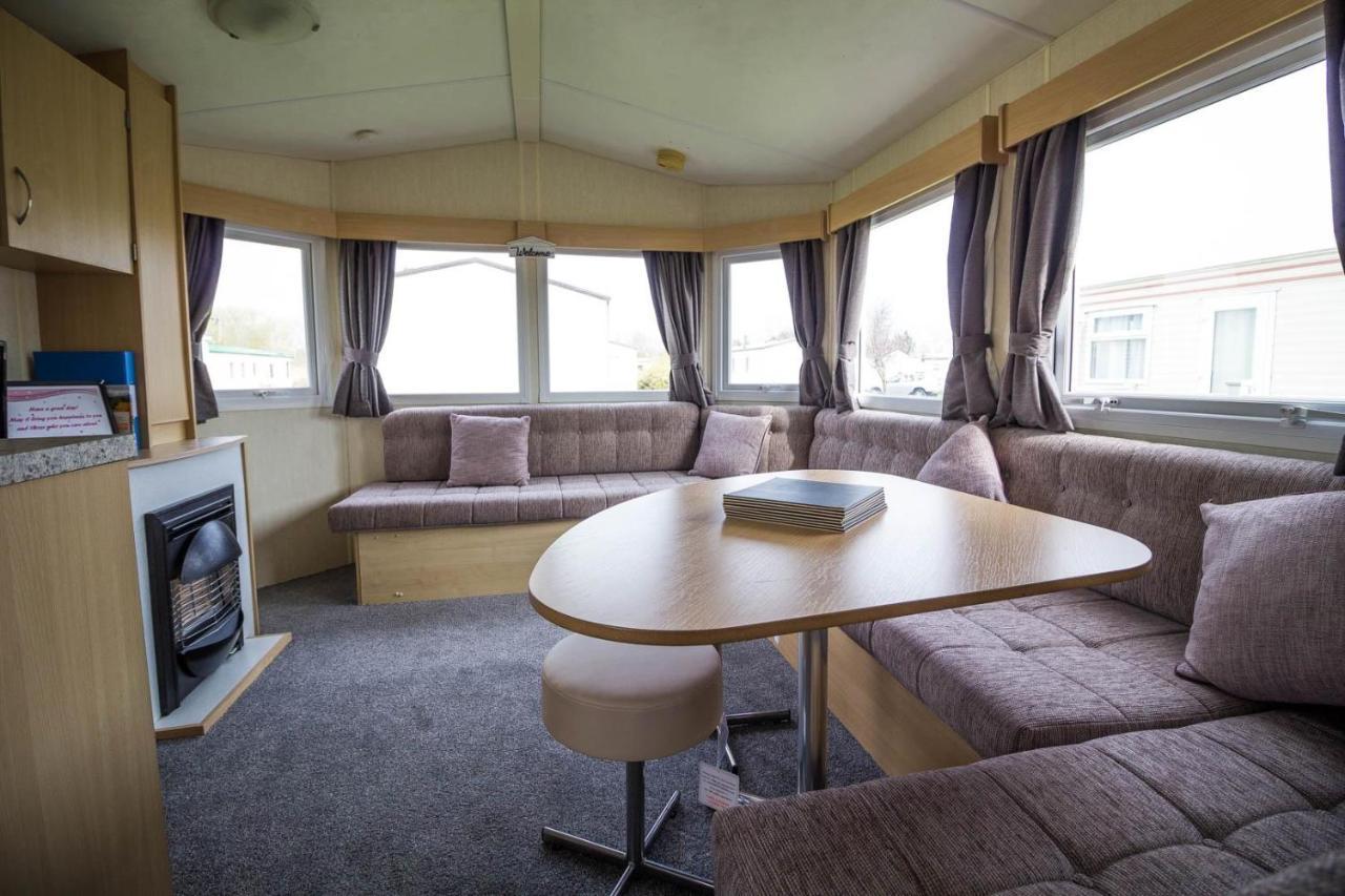 Lovely 8 Berth Caravan At Southview Holiday Park In Skegness Ref 33061C Hotell Exteriör bild