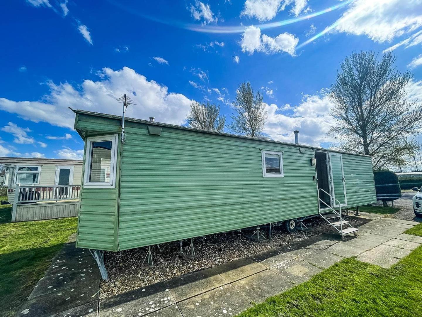 Lovely 8 Berth Caravan At Southview Holiday Park In Skegness Ref 33061C Hotell Exteriör bild